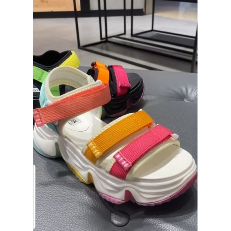 Steve Madden Chakra sandal  Shoes sneakers woman | wanita sepatu sandal