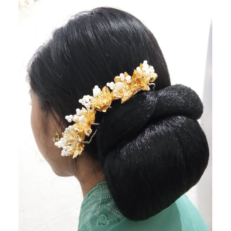 Semanggi Bunga/Semanggi Sanggul