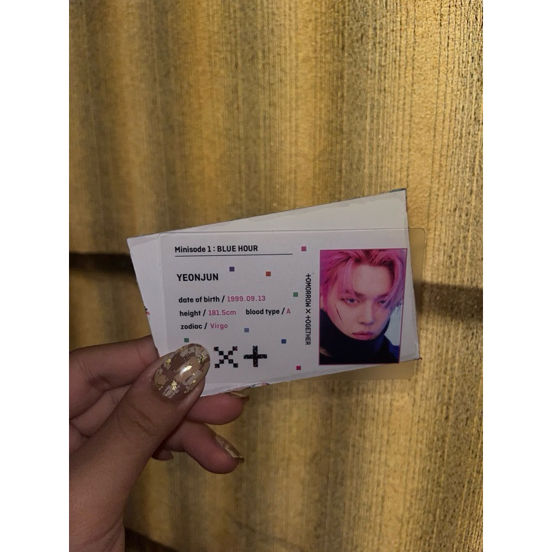 YEONJUN PHOTOCARD OFFICIAL BLUE HOUR MINISODE VER VR // BACA DESK