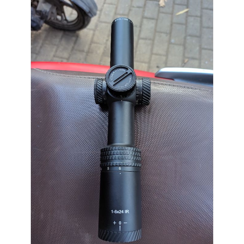 Telescope Marcool Stalker 1-6x24 IR
