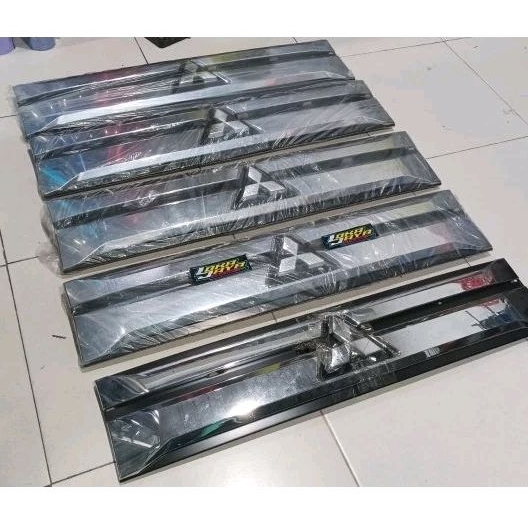 GRIL L309 EURO 4 BAHAN PLASTIK PNP L300 LAMA