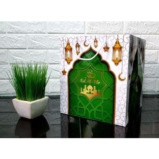 

Paperbag Idul Fitri 25 x 25 x Tinggi 28 cm untuk hajatan dan souvenir, kresek donat / tas plastik, paper bag, Bingkisan / Souvenir untuk pernikahan, Tasyakuran / Pengajian / Hampers