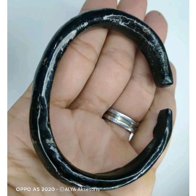 gelang akar bahar C