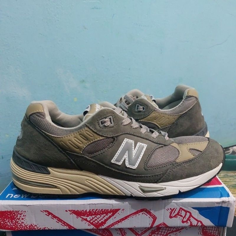 NB 991 ENGLAND