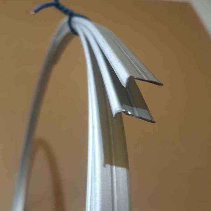 LIS TEPI ALUMUNIUM NEON BOX UNTUK PENGAMAN DAN PEMANIS - UKURAN KECIL SEDANG BESAR EXTRA BESAR