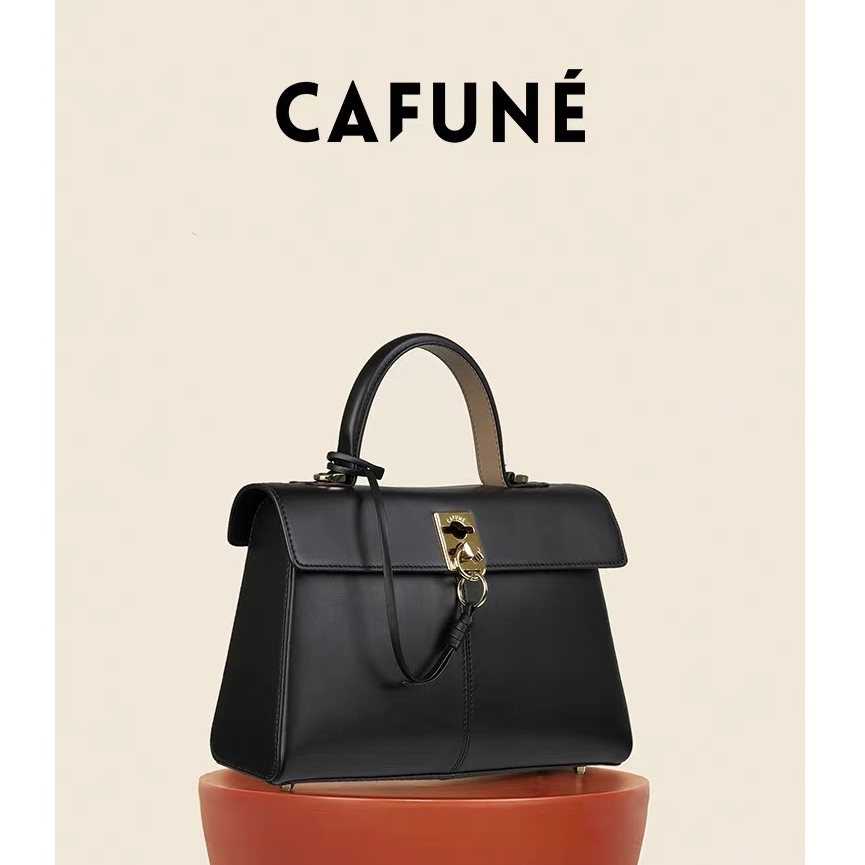 nwe Cafune bag stand wallet carrying shoulder bag