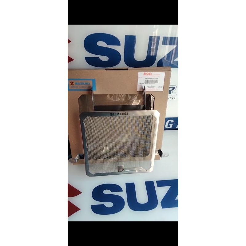 cover radiator cover tutup radiator satria Fu Fi injeksi original Suzuki Genuine Part SGP