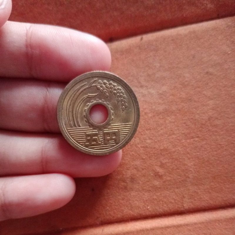 Uang 5 Yen Kuno Jepang asli