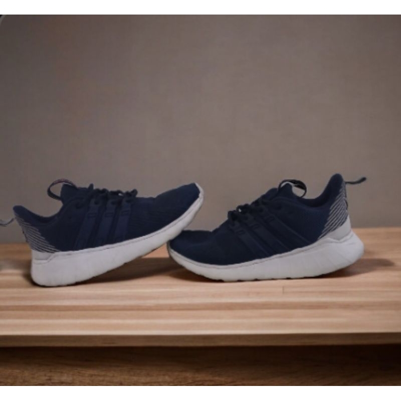 adidas questar