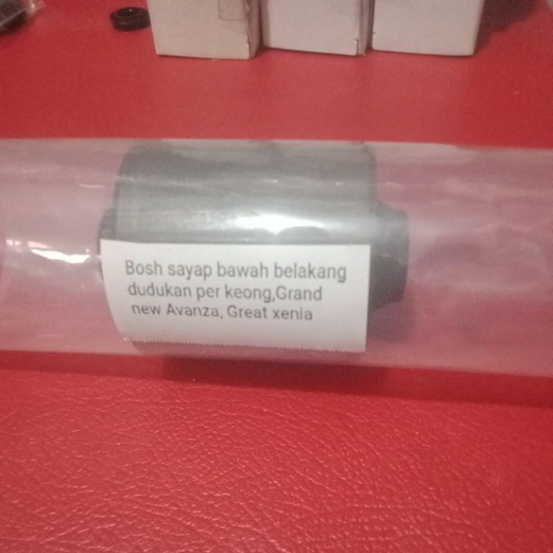 Bosh sayap bawah belakang dudukan per keong Grand Avanza Great xenia ori