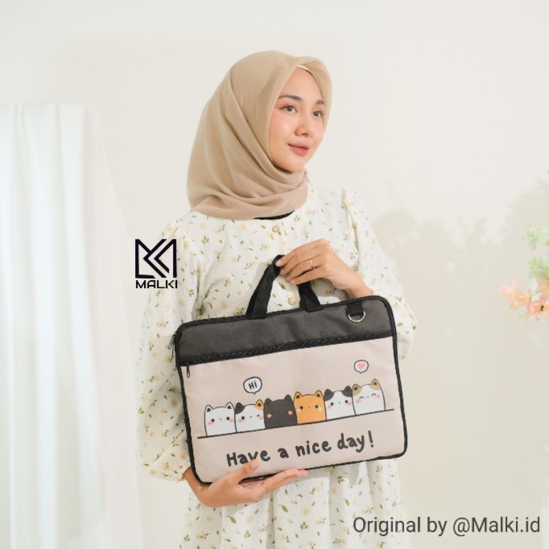 [COD]Laptop bag Uk 12 13 14 15 Inch/ Softcase laptop Motif Printing Karakter Unik Lotso BTS Doraemon