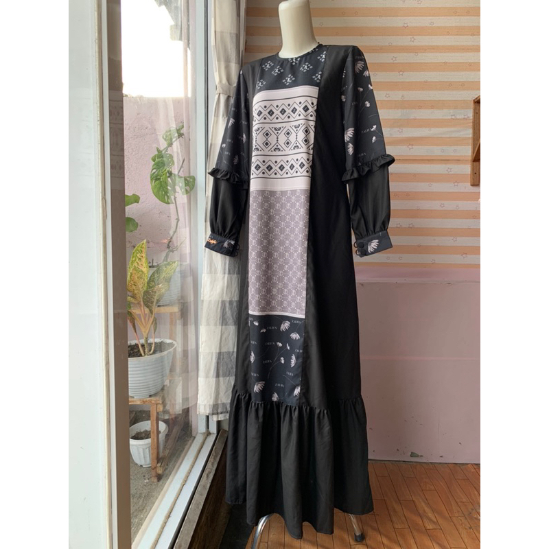 PROMO Radya dress by Zalifa