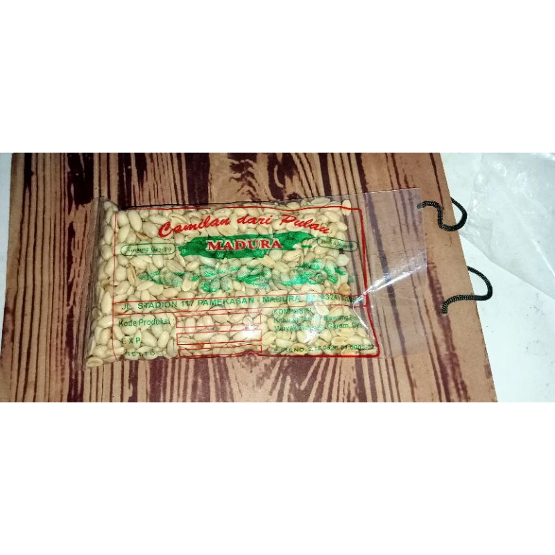 KACANG GORENG BAWANG KHAS MADURA KEMASAN 250gram