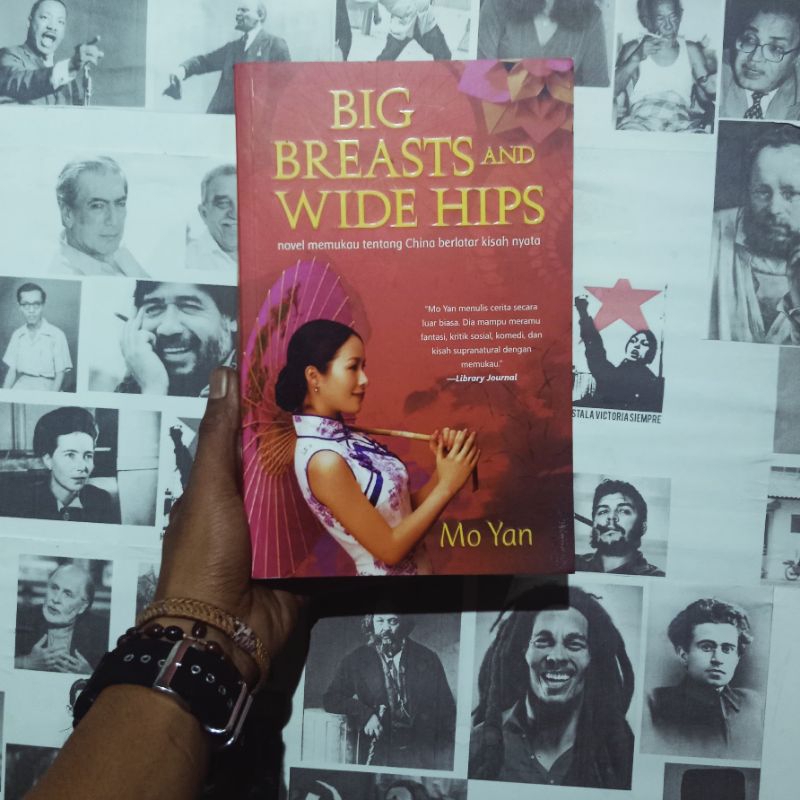 Mo Yan Sorgum Merah | Di Bawah Bendera Merah | Big Breasts and Wide Hips | Anak Laki-laki dalam Senj