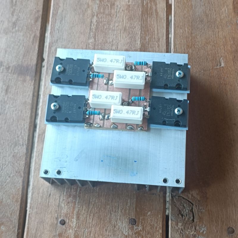 pendingin plus transistor final toshiba