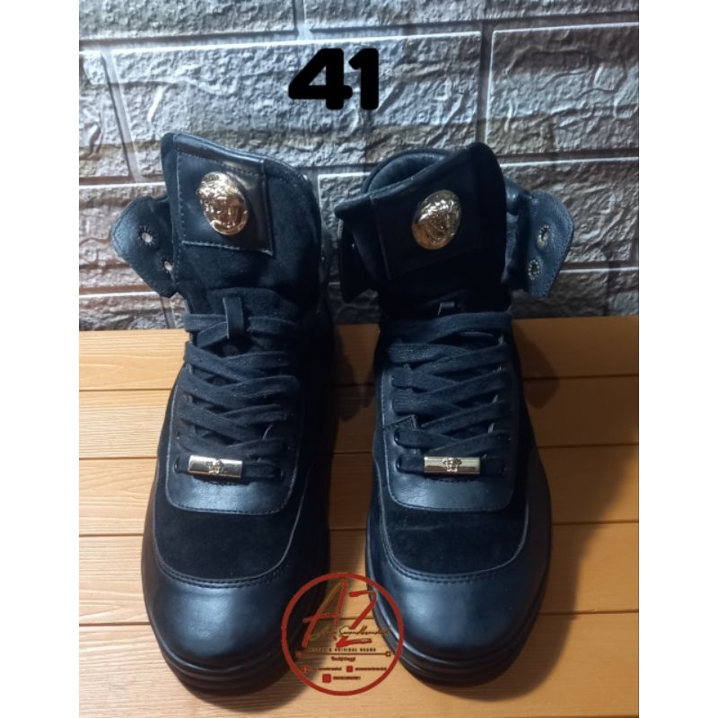 SEPATU SECOND VERSACE