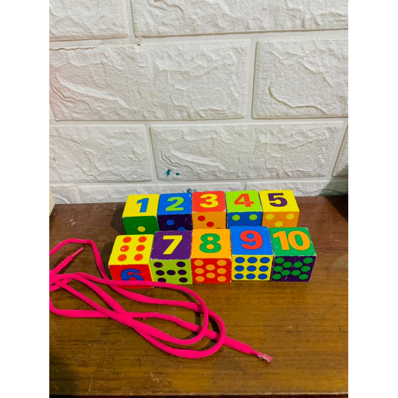 preloved mainan balok/ meronce melissa and doug