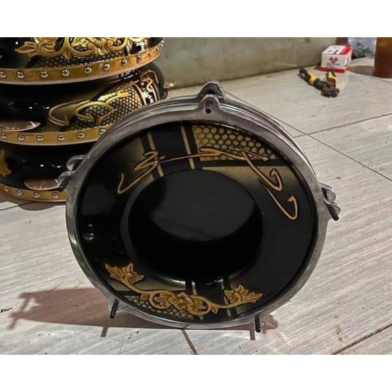 Tam Sten // Tam Stenlis // Tam Mika // Tam Stenlis Ukir