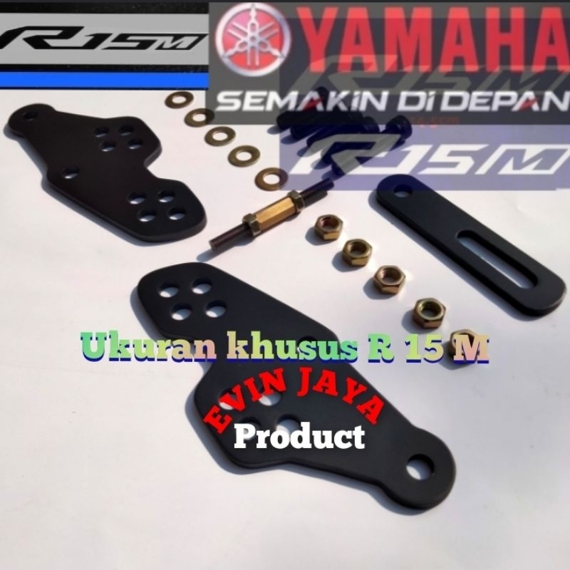 Raiser footstep YAMAHA R15M