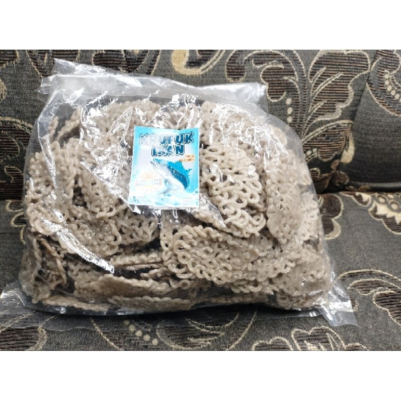 

KRUPUK IKAN TENGIRI / KRUPUK IKAN TENGIRI BERAT 1KG / KRUPUK IKAN BERAT 1000 GRAM/ KRUPUK IKAN KHAS BANYUWANGI