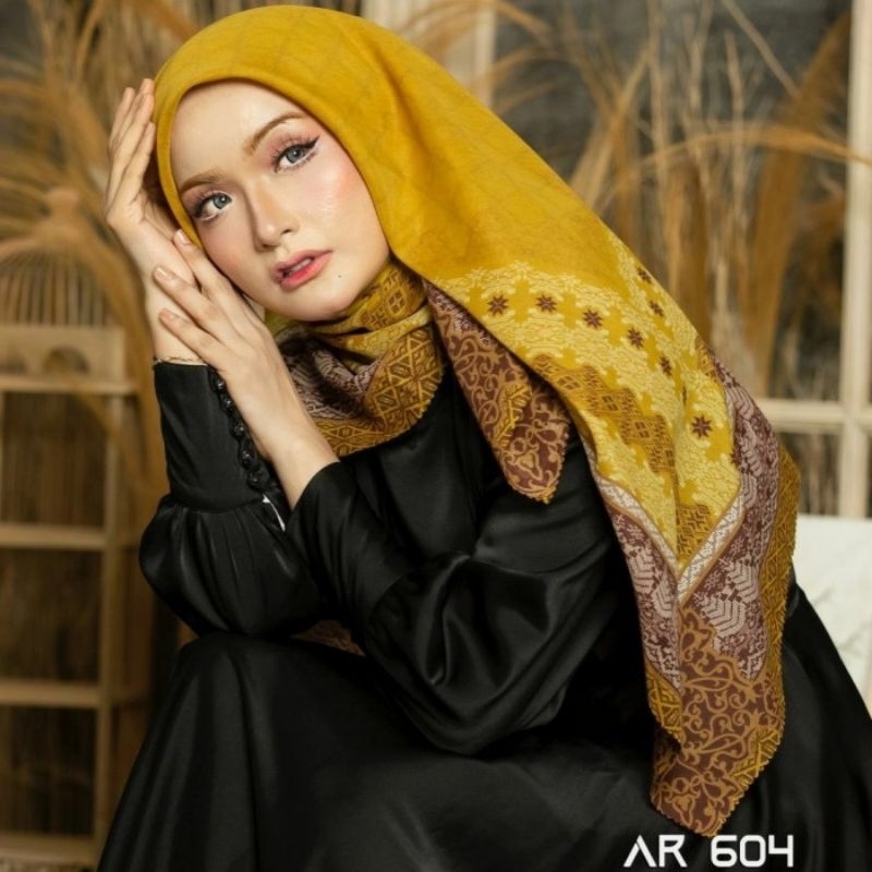 Hijab Segi Empat Arrafi AR 604