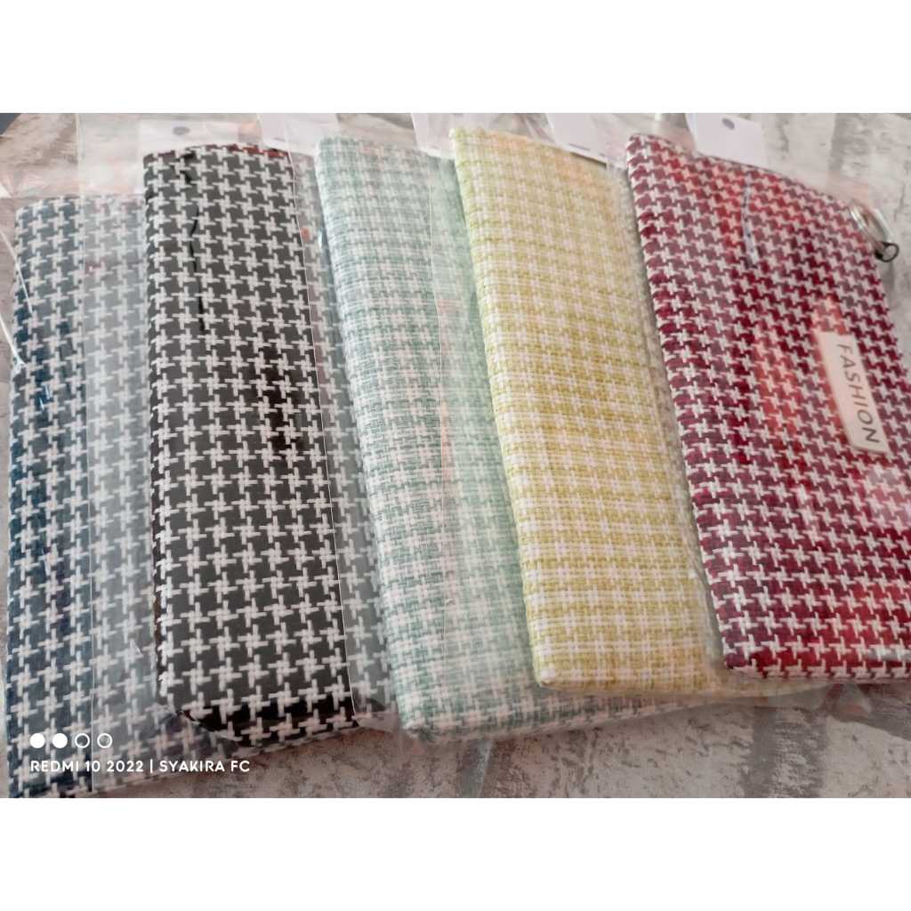 

KOTAK PENSIL MOTIF FASHION