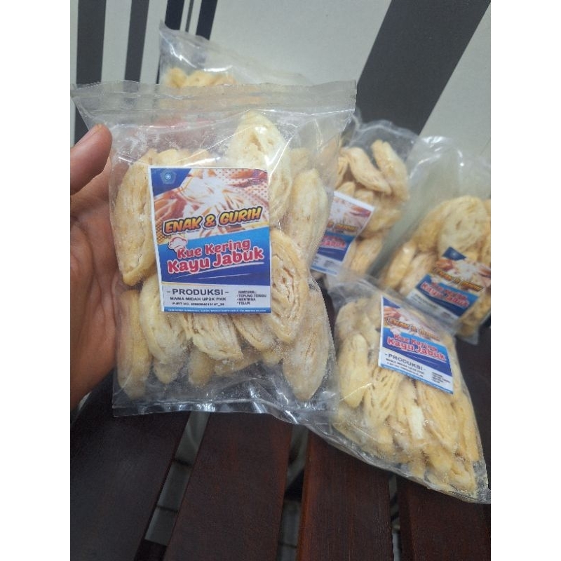 

kue kering kayu jabuk