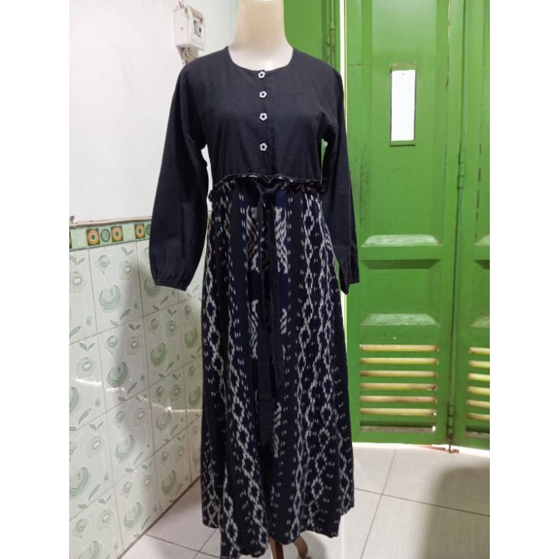 gamis kain tenun Troso