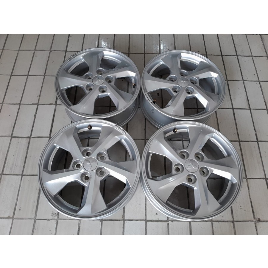 pelek original copotan mobil xpander ring 16 bisa untuk mitsubishi kuda, L300