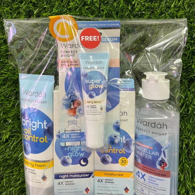 Paket Hemat Wardah Perfect Bright untuk wajah berminyak Free Serum