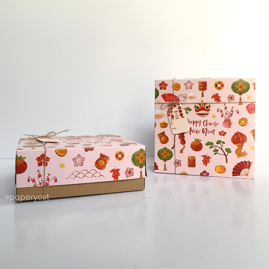 

Box Dus Packaging Hampers Toples Kue Imlek 20 x 20 x 7cm / 22 x 22 x 8cm ( isi10pcs )