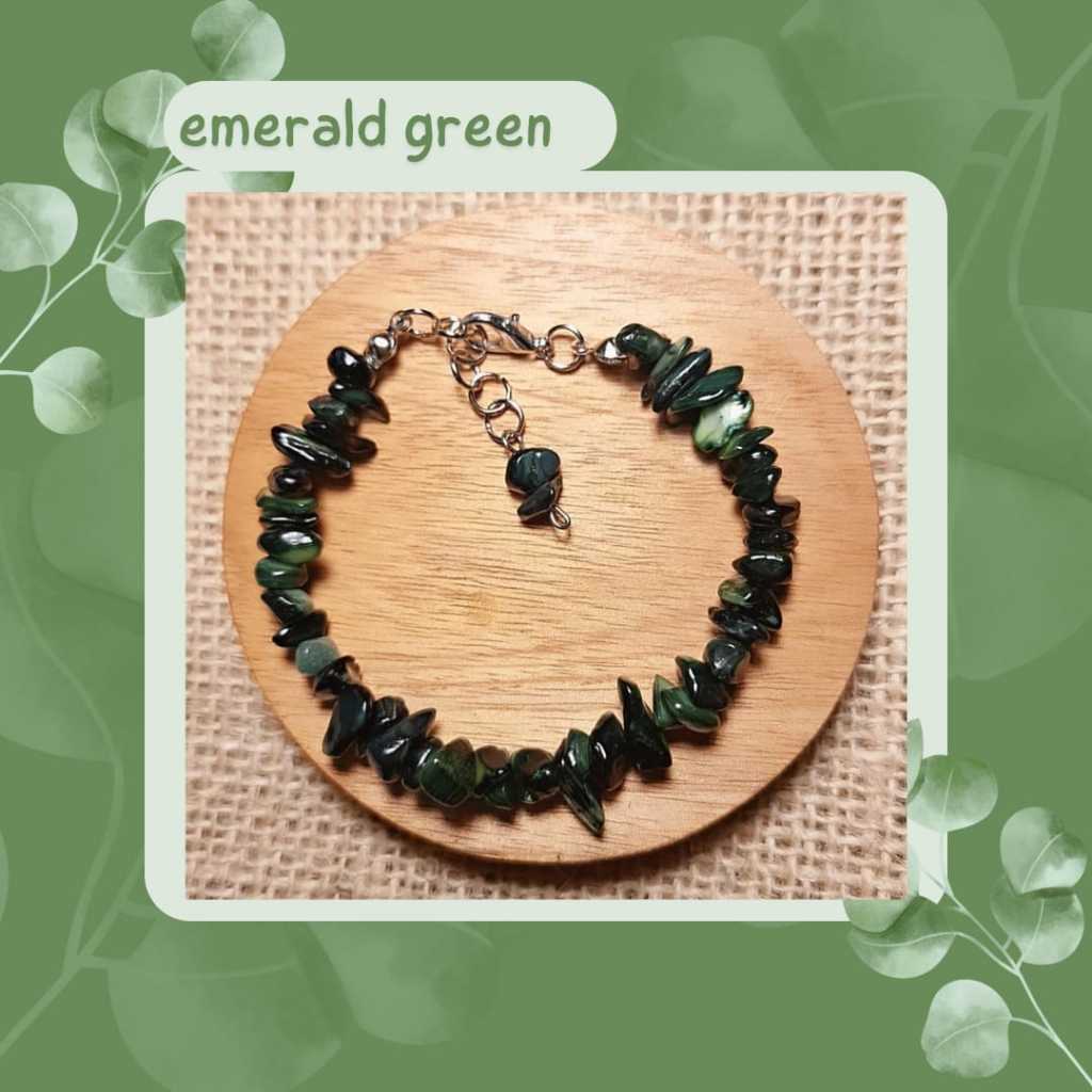 Emerald Green (Gelang Batu Warna Hijau)
