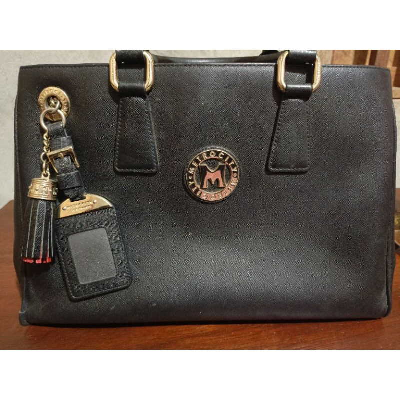 sling bag METRO CITY preloved