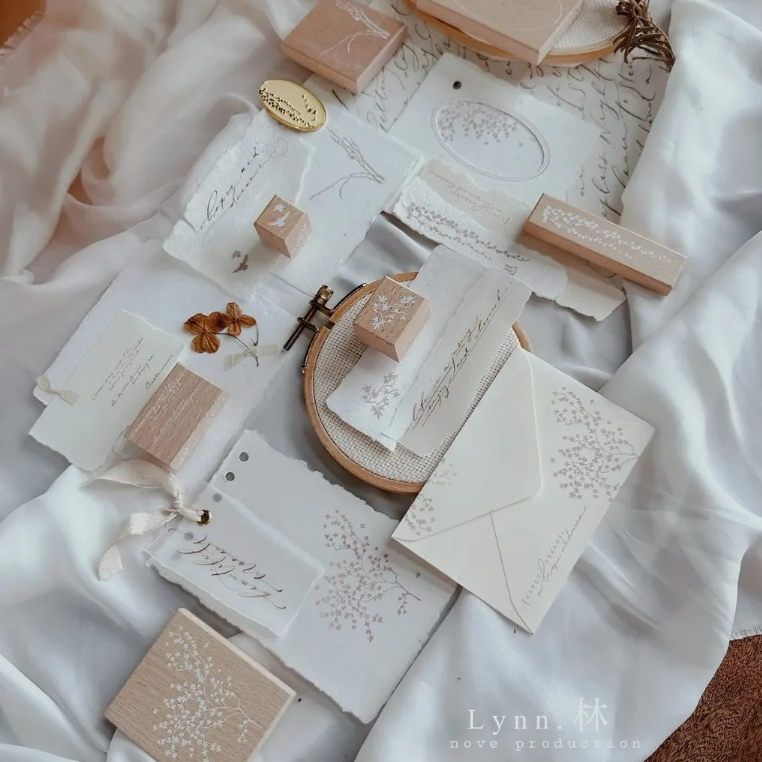 

Nove Production Rubber Stamp - Lynn Collection