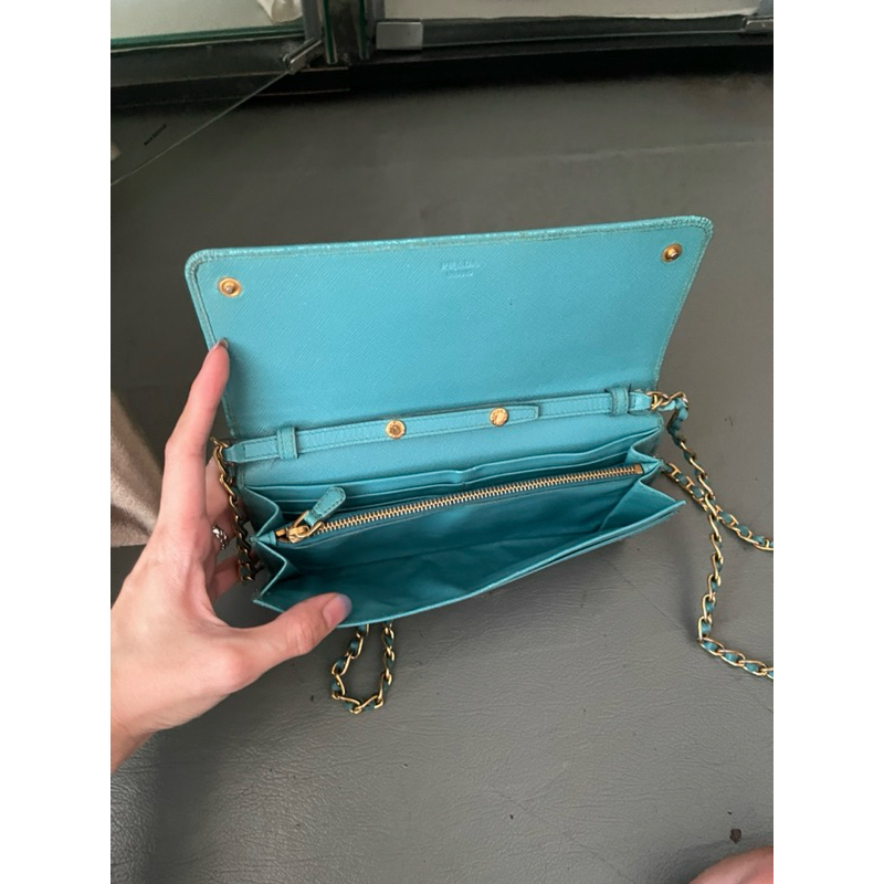 prada wallet on chain original