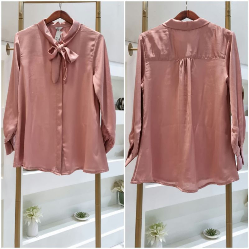 Ralita Blouse by Edness Kayla