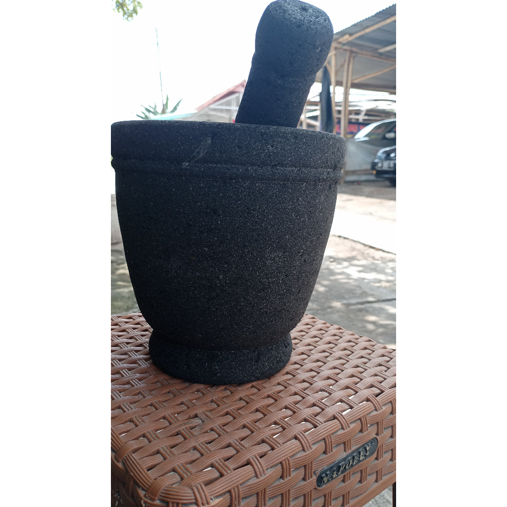 Lumpang TUMBUKAN Batu Kali Asli DIAMETER 19 CM