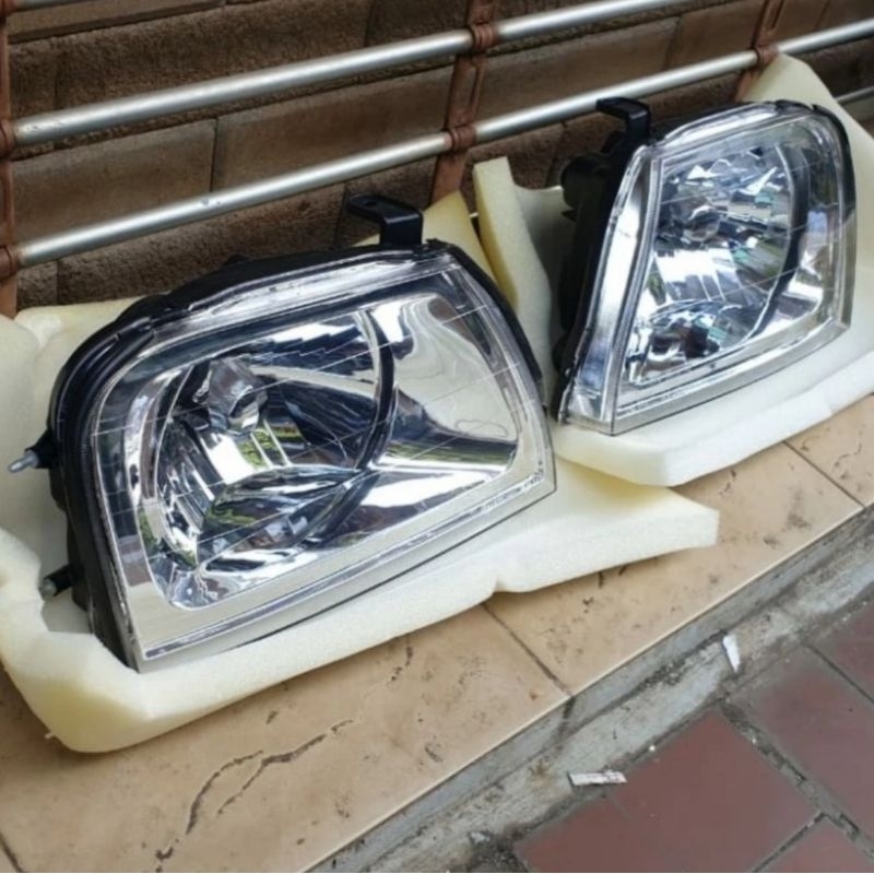 Lampu Depan Headlamp Mitsubishi Strada L200
