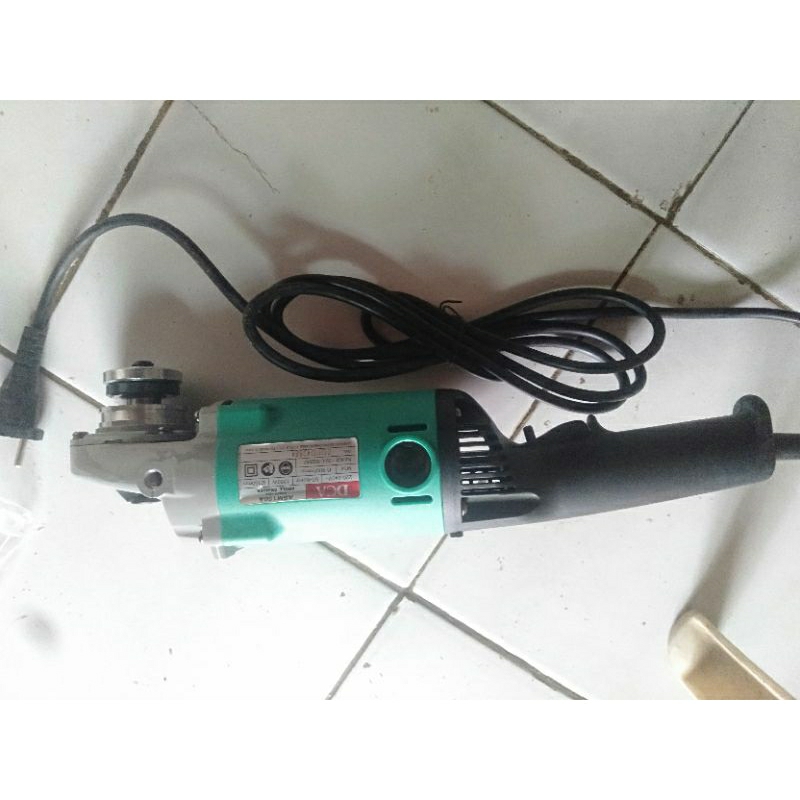 Gerinda tangan DCA 6"