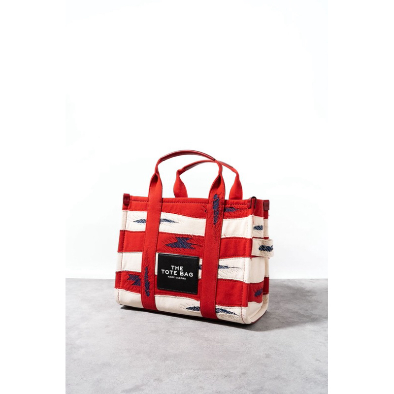 MJ The americana medium traveler tote bag 34x27x15 CM Red Denim Multi