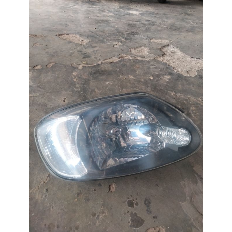 lampu depan baleno