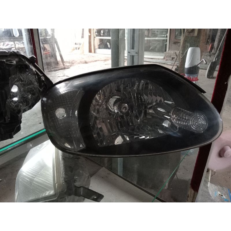 headlamp hyundai Avega kanan RH 2010