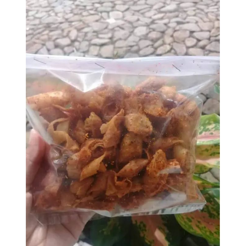 

kERIPIK LUMRING (Kulit lumpia kering) gurih renyah rasa barbeque