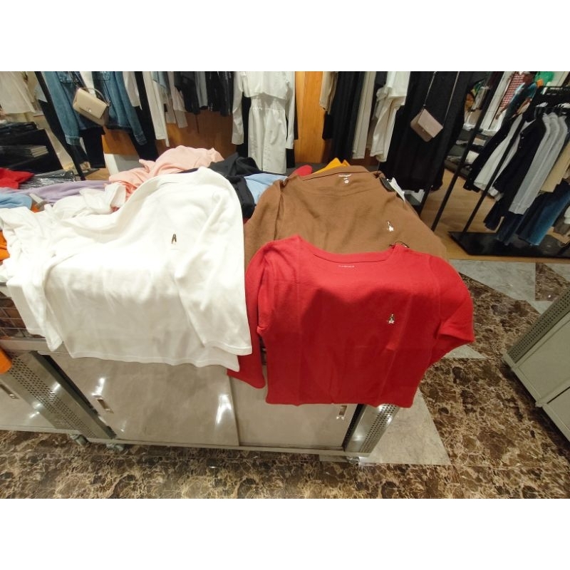 Kaos hush puppies sale jastip