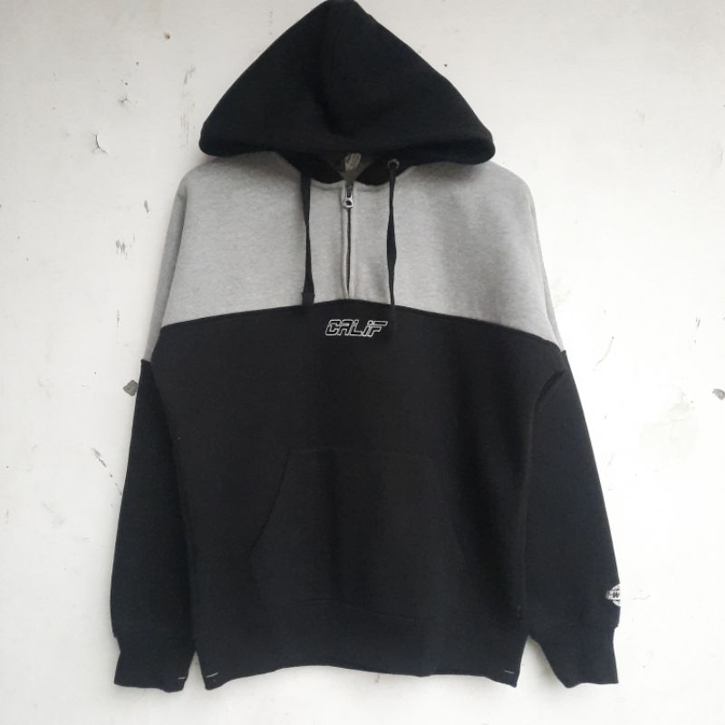 WHO AU CALIFORNIA HALF ZIPPER HOODIE