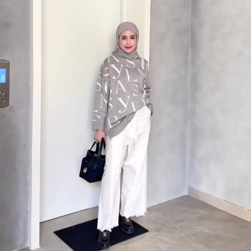 ready sweater monogram by sylmi basic (diskon 15% up to 50ribu via live)