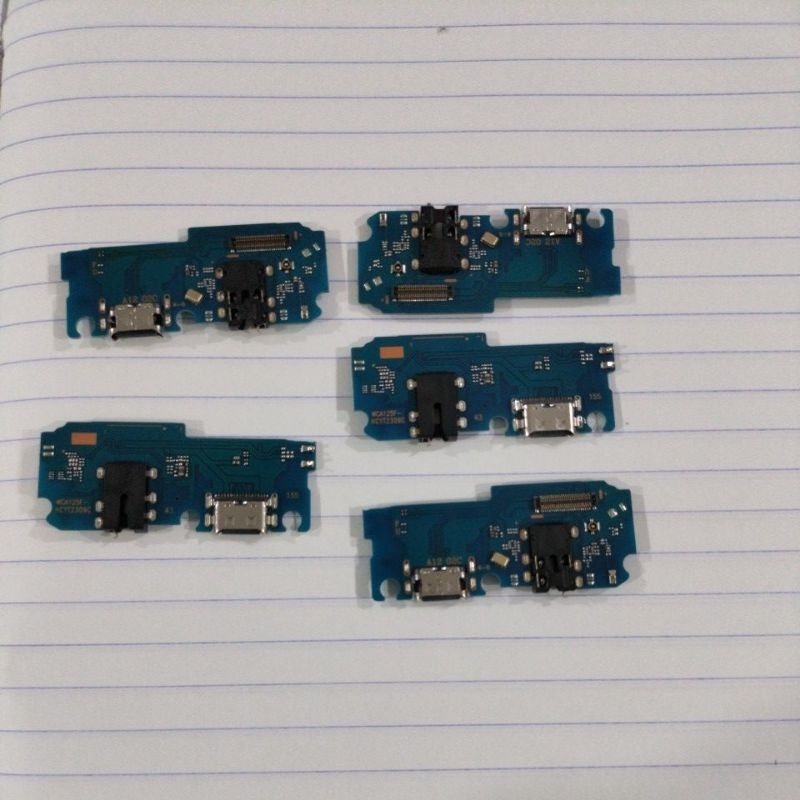 PAPAN KONEKTOR CASSAN / PCB CHARGER SAMSUNG M12