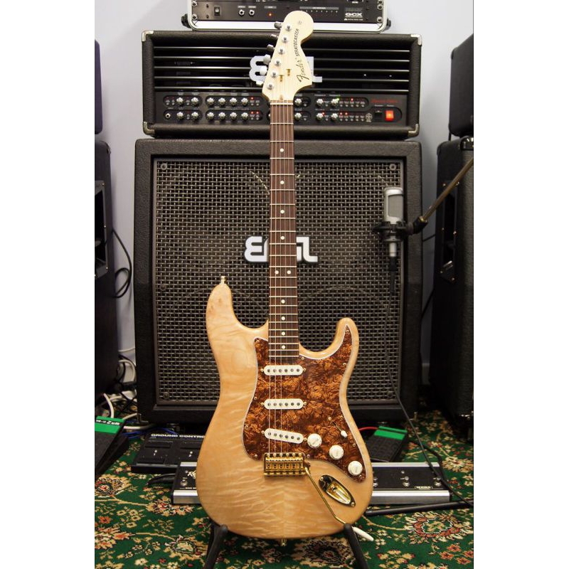 Castom body neck gitar dan bass