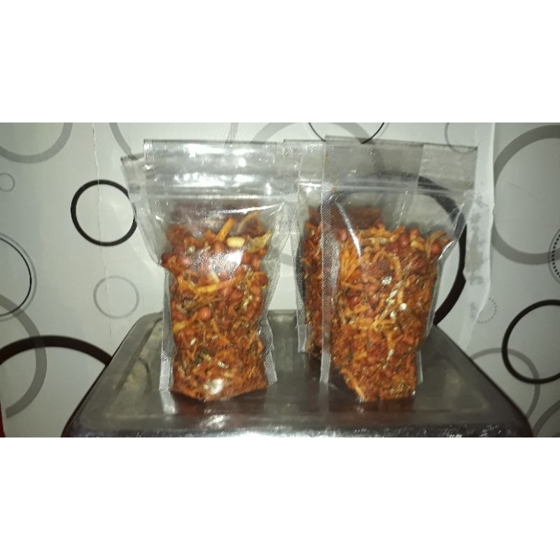 

KENTANG MUSTOFA TERI KACANG