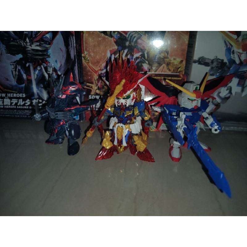 Koleksi gundam mini (pajangan)